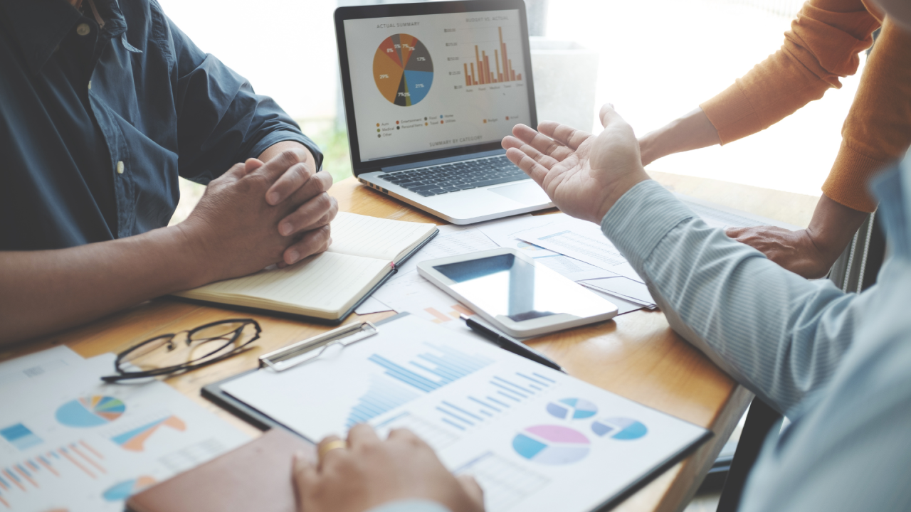 Boosting Sales Team Performance in the Pharmaceutical Industry: 5 Simple Strategies